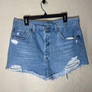 Levi’s 501 cut off Jean shorts plus size 34.
